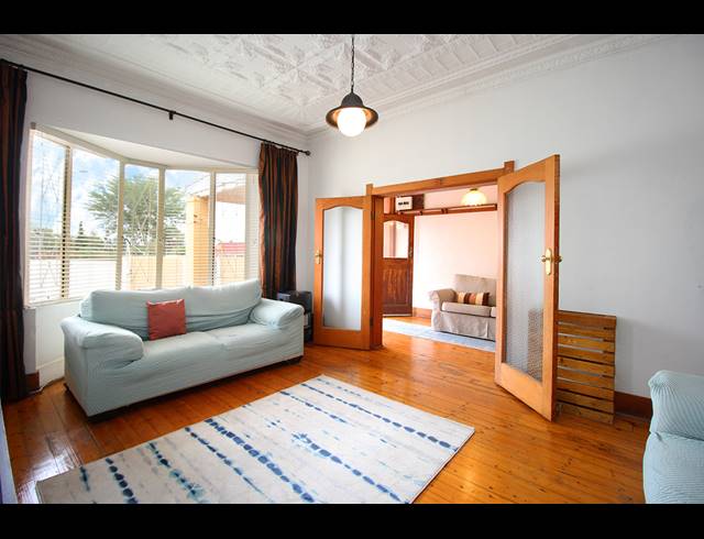 3 BEDROOM HOUSE FOR SALE IN KENSINGTON